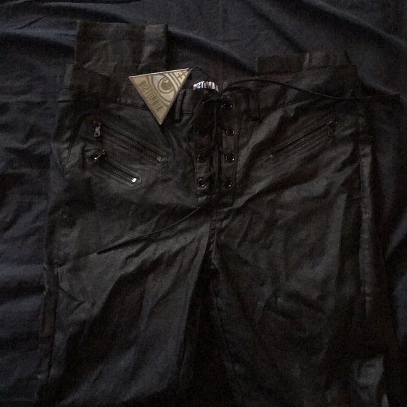 Disturbia Morrison jeans - Picture 2 of 3